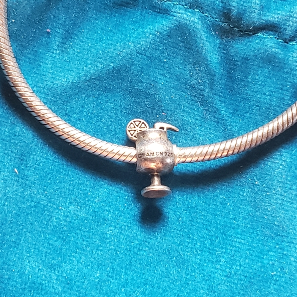Chamilia cocktail charm